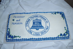 Beautiful cake (and it tasted good, too).